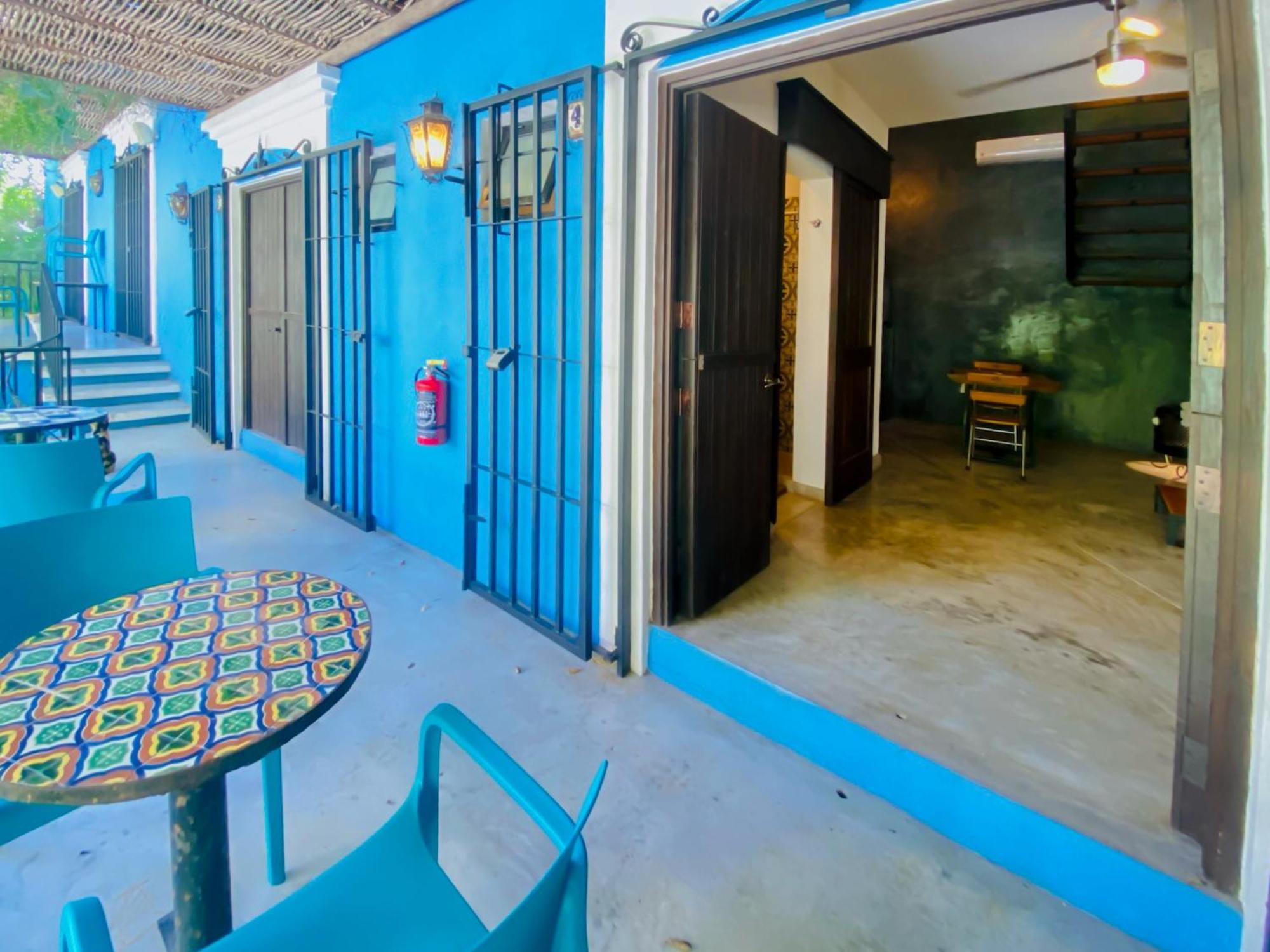 Gallo Azul Hotel, En El Corazon De Todos Santos Exterior foto